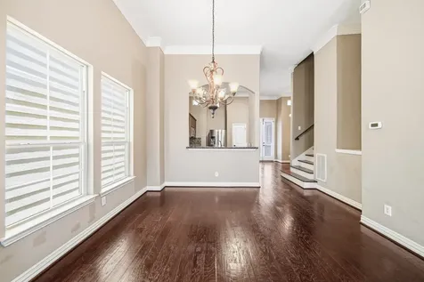 5519 Kiam Street Houston TX 77007