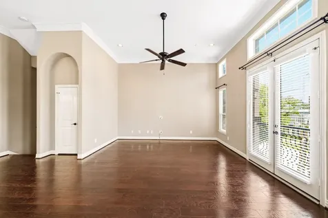 5519 Kiam Street Houston TX 77007