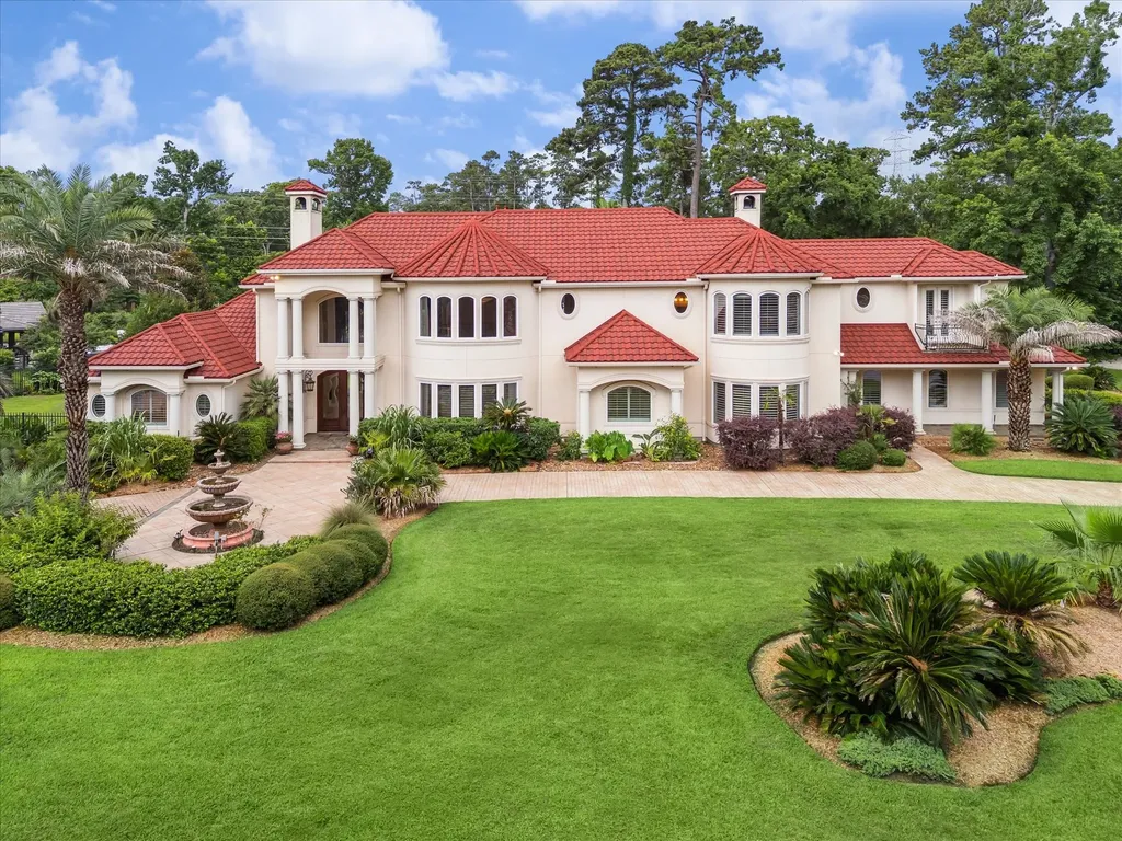 6 Kings Lake Estates Boulevard Kingwood TX 77346