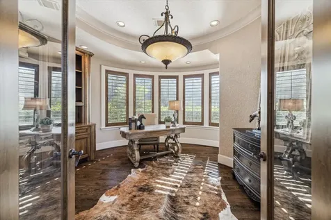 6 Kings Lake Estates Boulevard Kingwood TX 77346