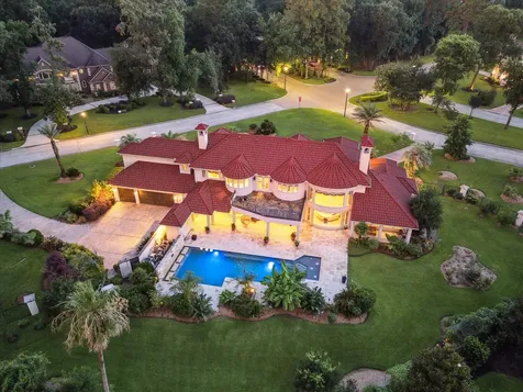 6 Kings Lake Estates Boulevard Kingwood TX 77346