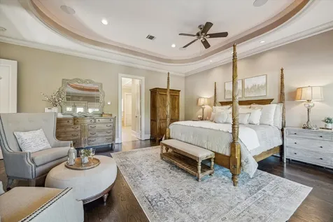 6 Kings Lake Estates Boulevard Kingwood TX 77346