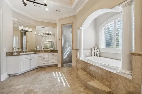 6 Kings Lake Estates Boulevard Kingwood TX 77346