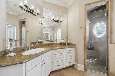 6 Kings Lake Estates Boulevard Kingwood TX 77346