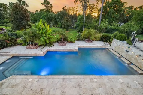 6 Kings Lake Estates Boulevard Kingwood TX 77346