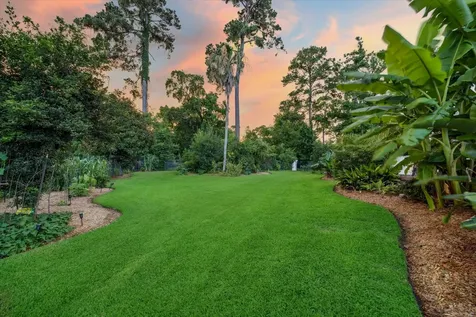 6 Kings Lake Estates Boulevard Kingwood TX 77346