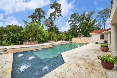 6 Kings Lake Estates Boulevard Kingwood TX 77346