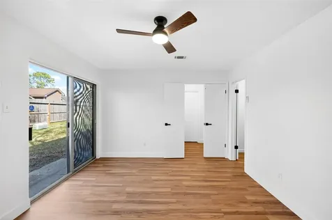 16110 Manor Point Drive Houston TX 77095