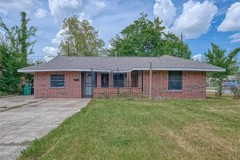 5431 Willow Glen Drive Houston TX 77033