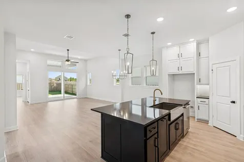 2010 Escobar Street Montgomery TX 77316