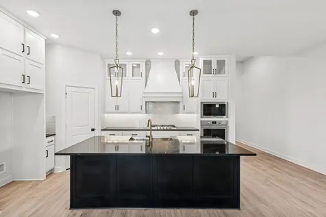 2010 Escobar Street Montgomery TX 77316