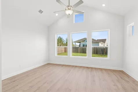 2010 Escobar Street Montgomery TX 77316