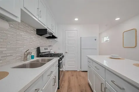 6725 Avenue K Houston TX 77011