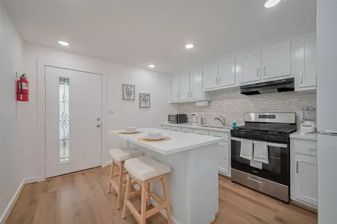6725 Avenue K Houston TX 77011