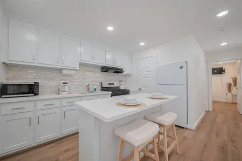 6725 Avenue K Houston TX 77011