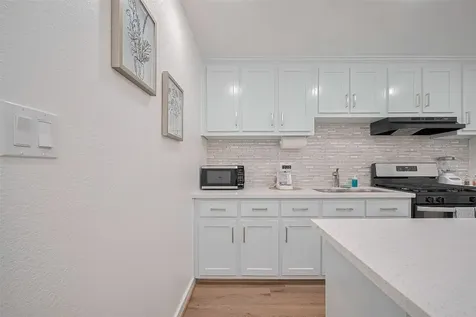 6725 Avenue K Houston TX 77011