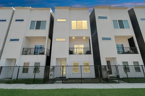 531 Schweikhardt Street Houston TX 77020