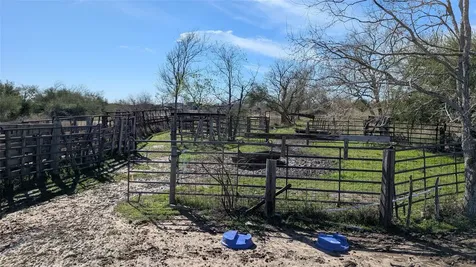0000 S Meadow Lane El Campo TX 77437