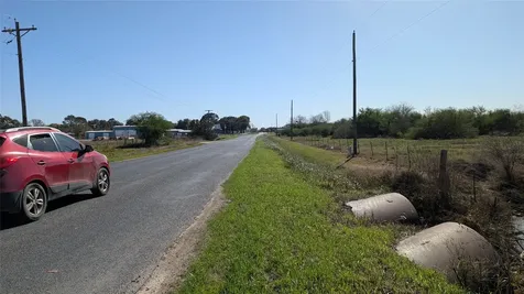 0000 S Meadow Lane El Campo TX 77437