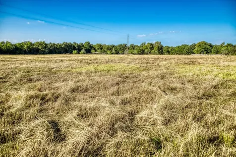 460 County Road 328 Caldwell TX 77836