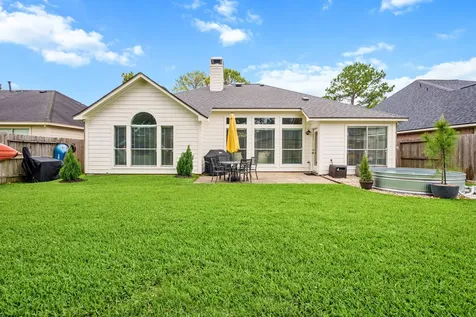 3535 Chesapeake Court Pearland TX 77584