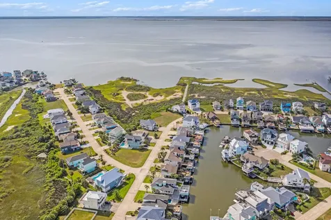 4121 Isla Del Sol Galveston TX 77554
