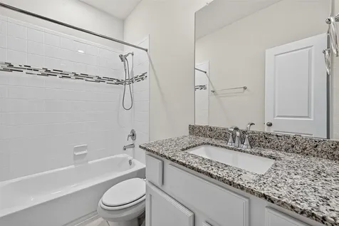 5018 Chestnut Orchard Drive Houston TX 77066