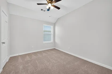 5018 Chestnut Orchard Drive Houston TX 77066