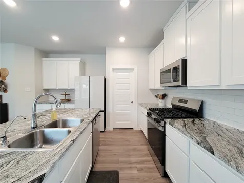 2818 Bluebonnet Ridge Drive Conroe TX 77304