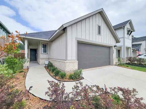 2818 Bluebonnet Ridge Drive Conroe TX 77304