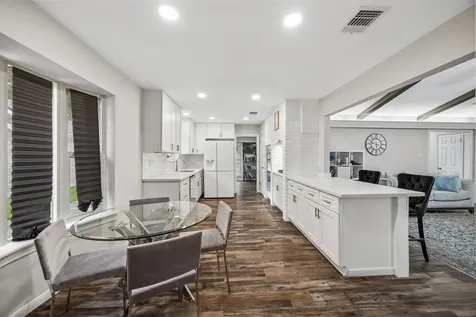 7711 Twin Hills Drive Houston TX 77071