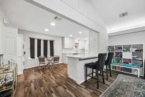 7711 Twin Hills Drive Houston TX 77071