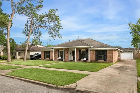 7711 Twin Hills Drive Houston TX 77071