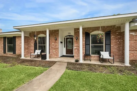 7711 Twin Hills Drive Houston TX 77071