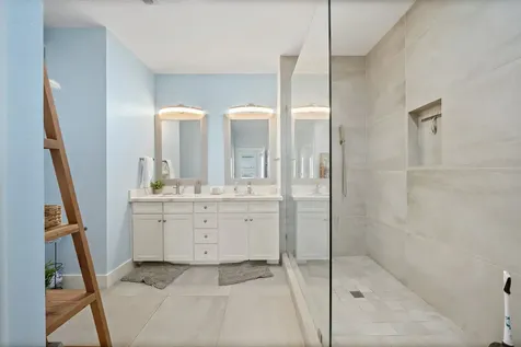 4121 Pointe West Drive 301 Galveston TX 77554