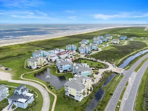 4121 Pointe West Drive 301 Galveston TX 77554