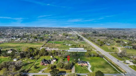 3518 Kansas Fresno TX 77545