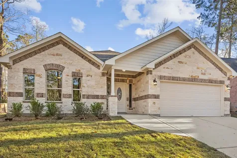 512 Sandy Oaks Drive Huntsville TX 77340