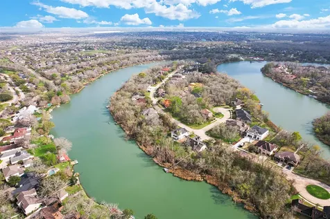 226 Jade Pointe Missouri City TX 77459