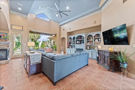 9722 Crestwater Circle Magnolia TX 77354
