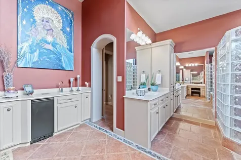 9722 Crestwater Circle Magnolia TX 77354