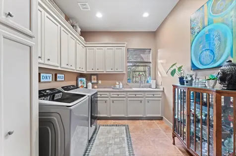 9722 Crestwater Circle Magnolia TX 77354
