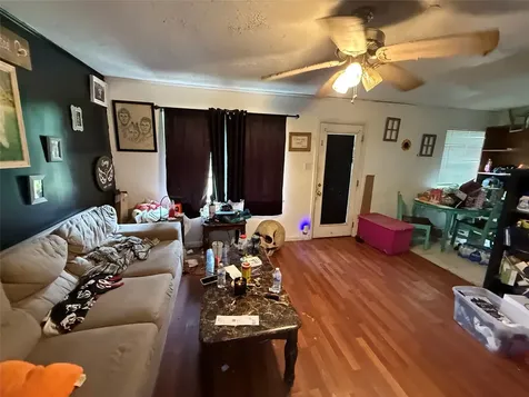 912 Midas Lane Alvin TX 77511