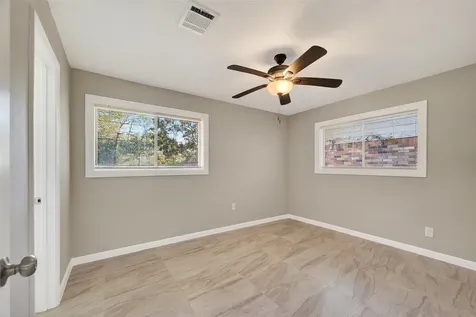 7814 Pin Oak Road Alvin TX 77511