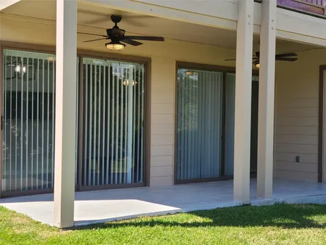 102C Lakeview Terrace Montgomery TX 77356