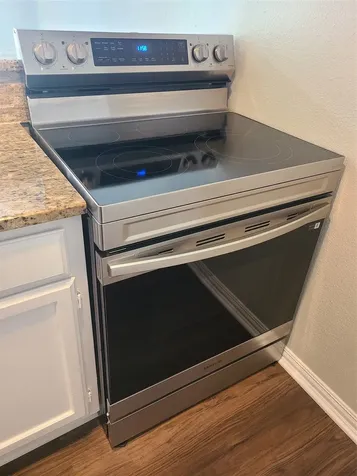 102C Lakeview Terrace Montgomery TX 77356
