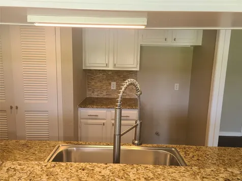 102C Lakeview Terrace Montgomery TX 77356