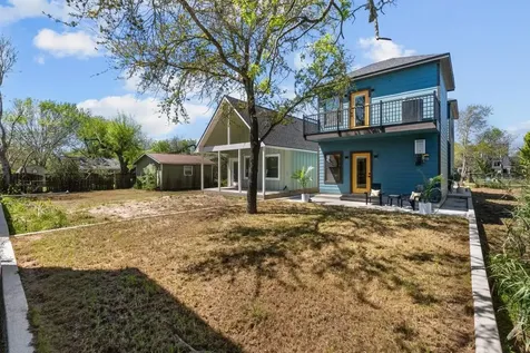 125 4th Street San Leon TX 77539