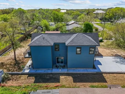 125 4th Street San Leon TX 77539