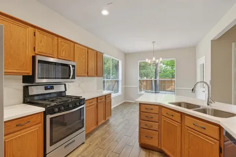 18 Maize Meadow Place The Woodlands TX 77381